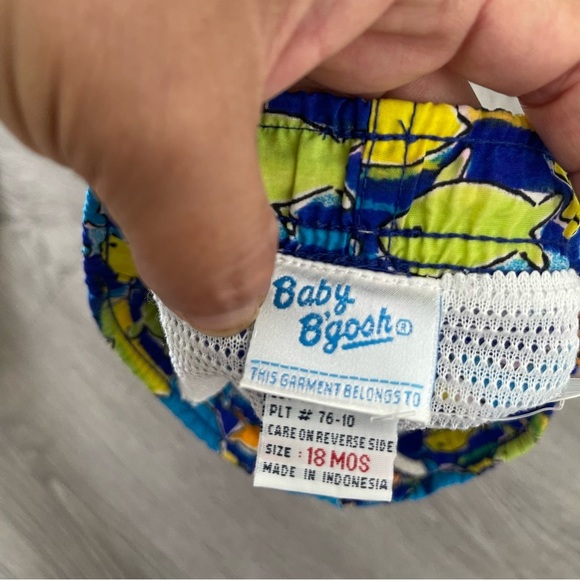 Baby BGosh Osh Kosh swim trunks - Picture 3 of 4